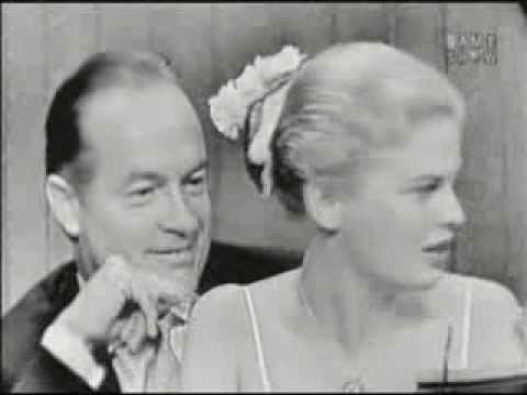 私のラインは何ですか?  - シンシナティ・レッズ; ボブとリンダ・ホープ。 ポール・ウィンチェル [panel] (1956 年 6 月 24 日)