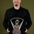 [MLB] 2023 年サイ・ヤング賞受賞者のブレイク・スネルは、ニューヨーク市の BBWAA ディナーでハードウェアを手に取りました