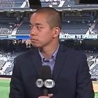 [Lin] ジェイク・クロネンワースは、野球でグラブの水かきが破れたのは今夜が初めてだと語った。  「最悪だ」と彼は言った。  「他に何を言えばいいのか分かりません。」